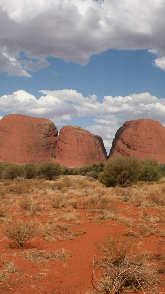 Australia's (really) big rocks to add to your next road trip - ABC News