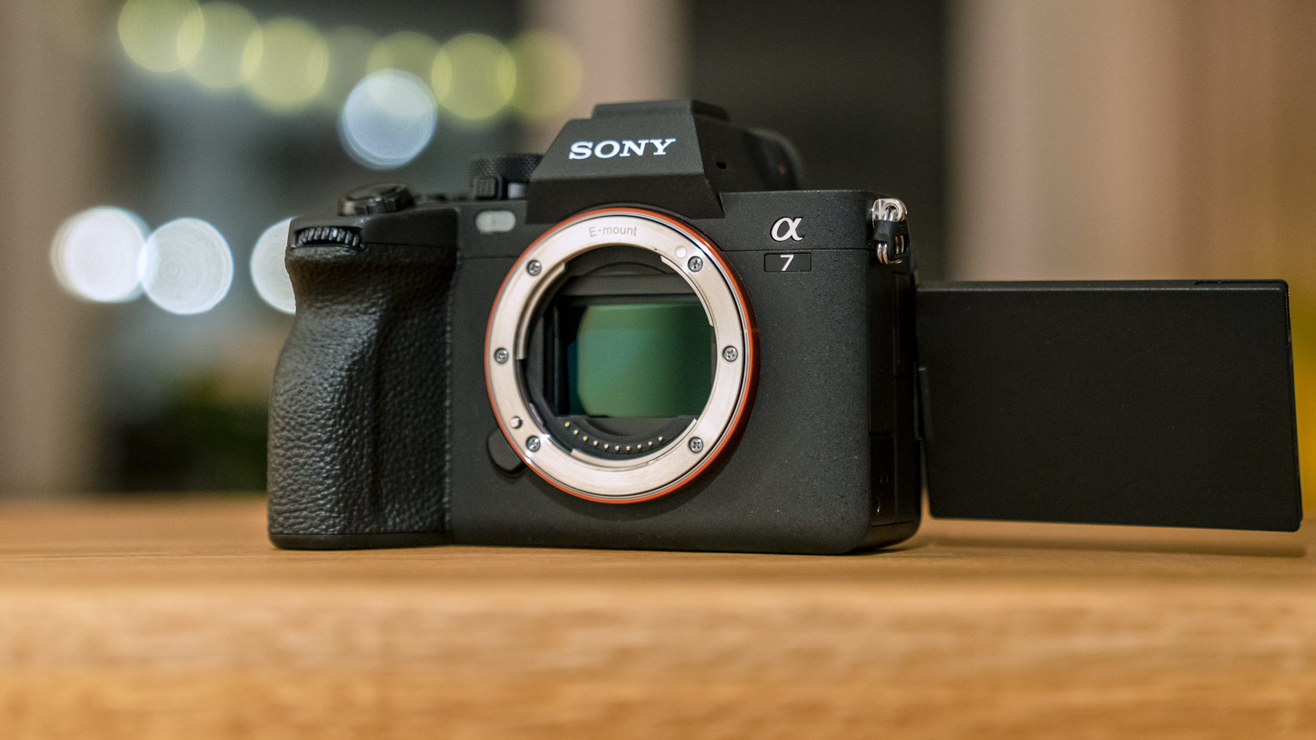 Top 5 Mirrorless DSLR Cameras: January 2024 Picks! - Cashify