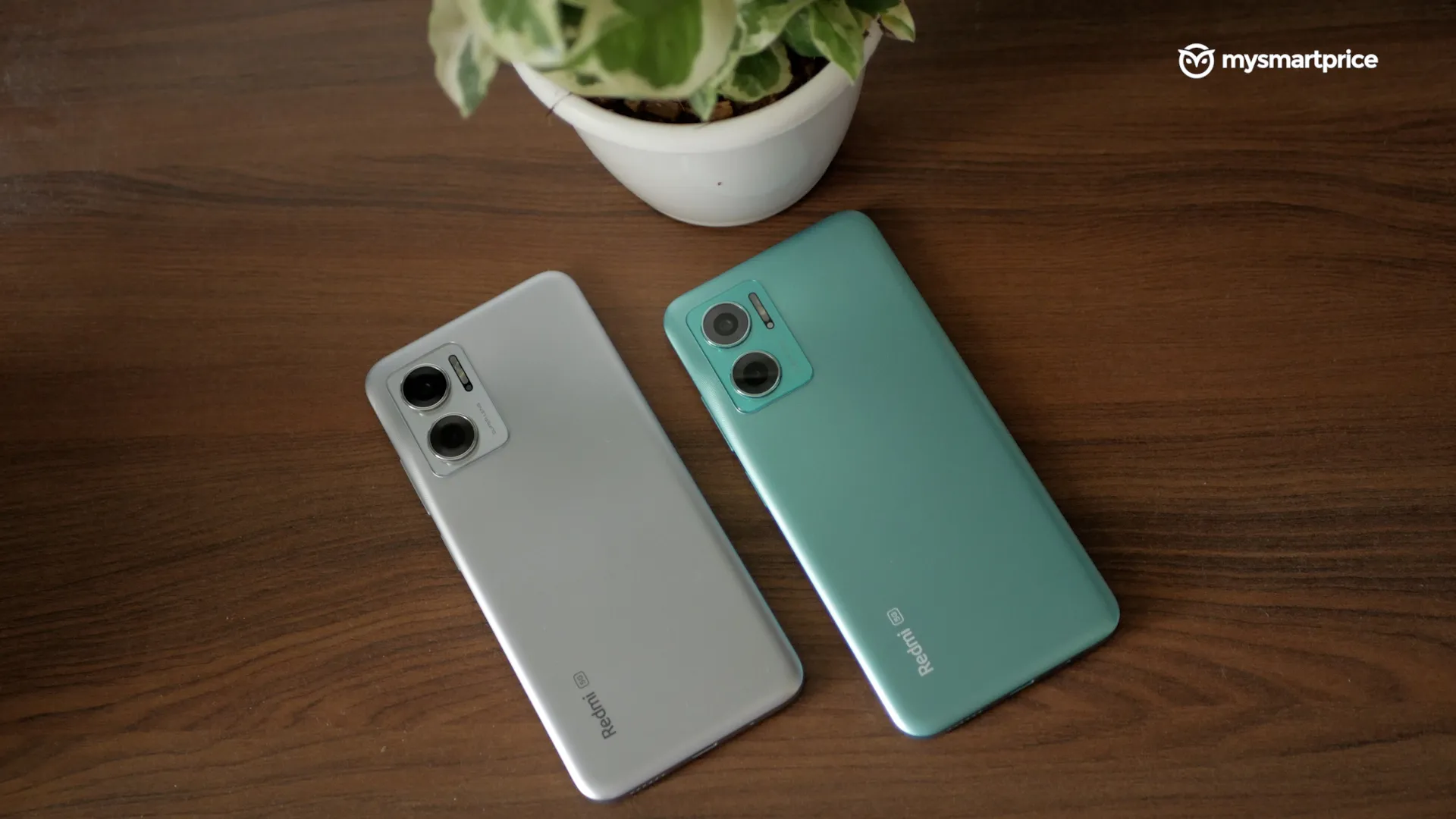 electronics,mobile phone,phone,electrical device,switch,iphone