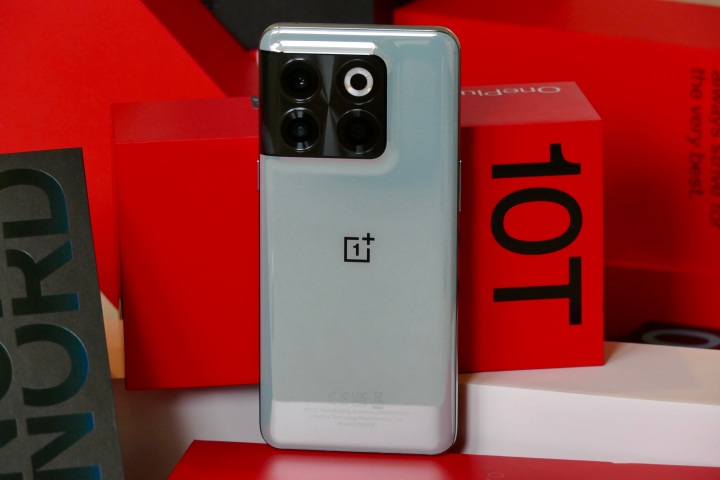 1659597431_340_OnePlus-10T-colors-Which-should-you-buy.jpg