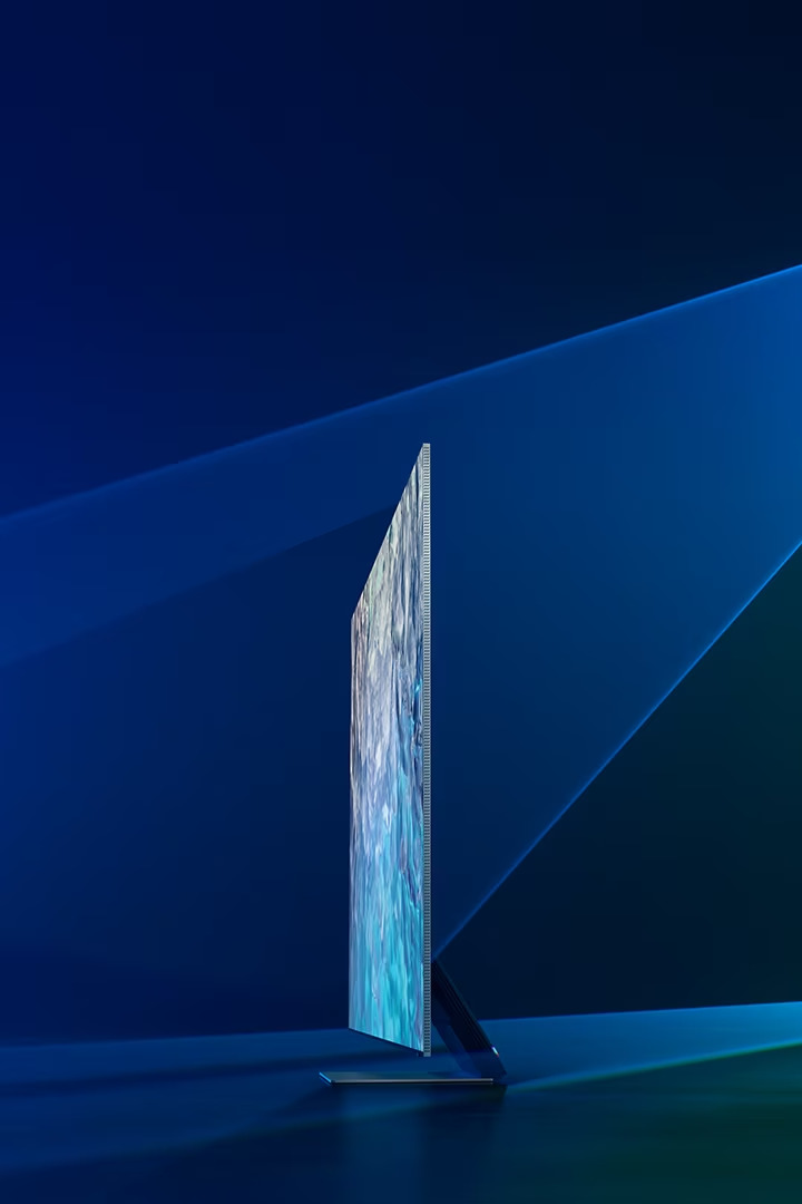 220215_CE_QLED-Promo_PreRegPage-Header_Mobile_720x1080.jpeg