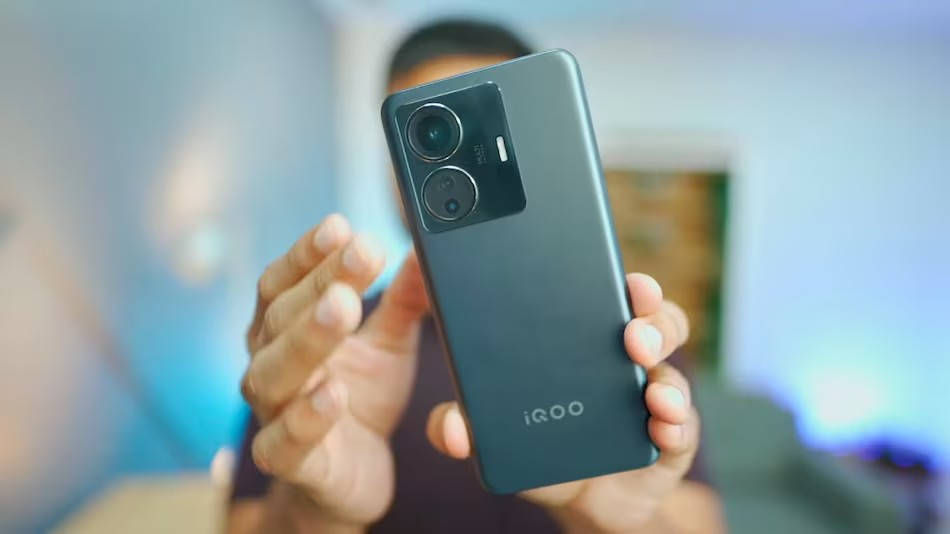 Samsung Galaxy A25 5G Design.webp