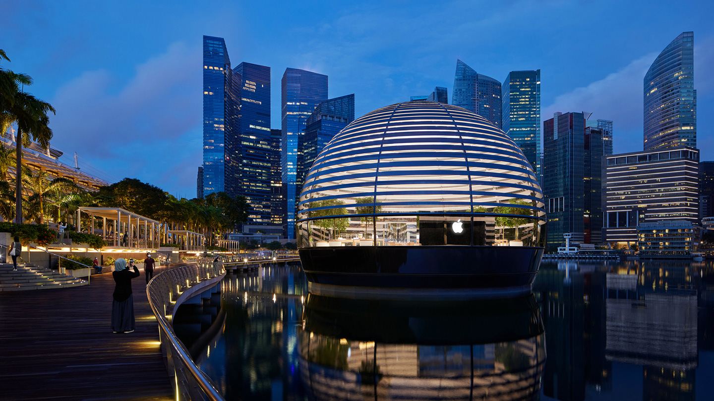 apple_nso-marina-bay-sands_exterior_09072020_Full-Bleed-Image.jpg.large.jpg