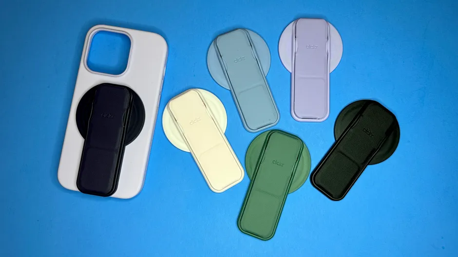 clckr-new-stand-and-grip-case-in-colors.webp