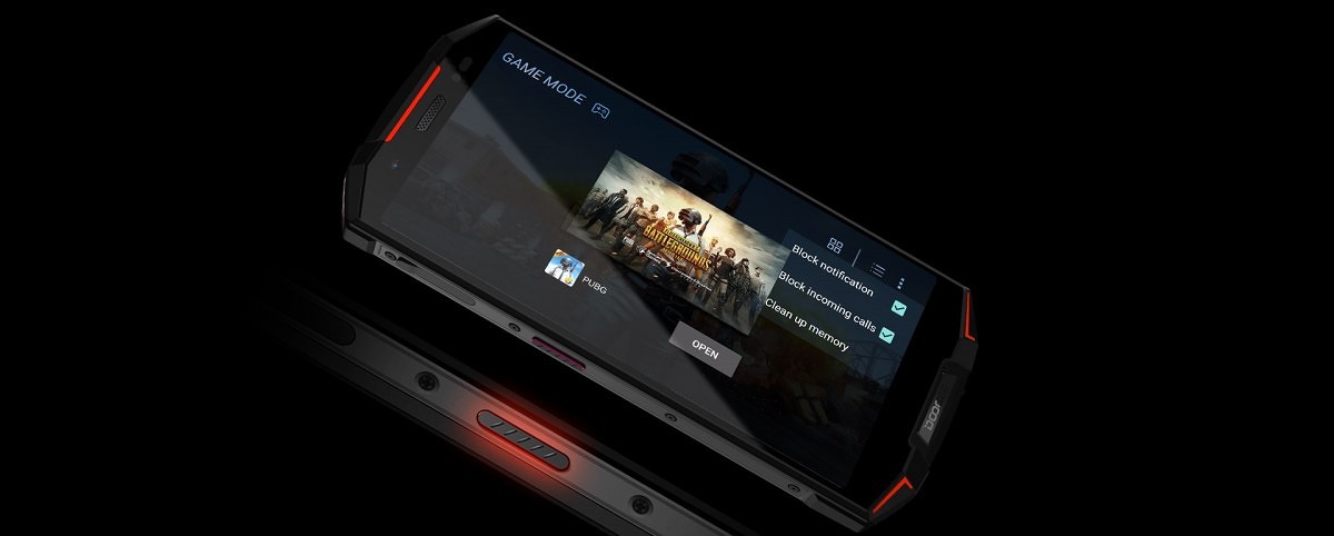 gaming smartphone.jpg