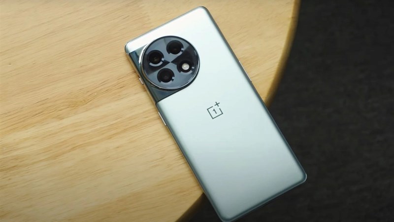 Oneplus 12's Photographic Powers Unveiled: Capture the Future - Cashify