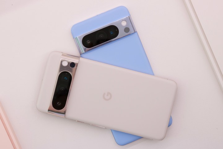 electronics,mobile phone,phone,computer,laptop,pc,ipod,iphone,speaker