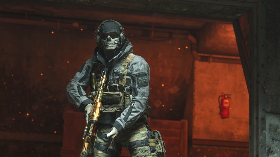 adult,male,man,person,glasses,gun,weapon,glove,helmet,rifle