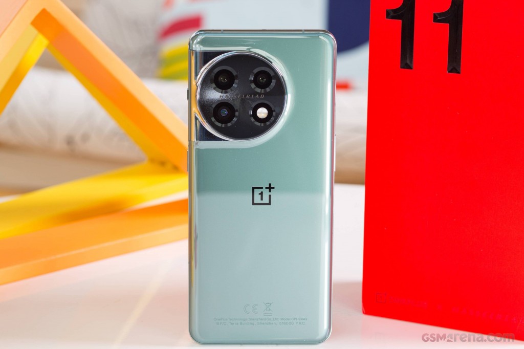 oneplus-11-review-cnet-lanxon-promo-33.webp