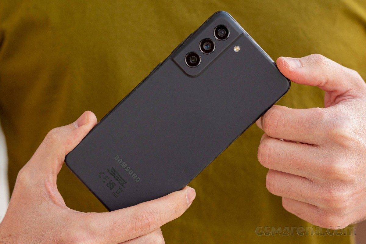 gsmarena_020.jpg