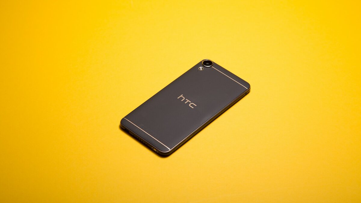 electronics,mobile phone,phone,computer hardware,hardware,iphone