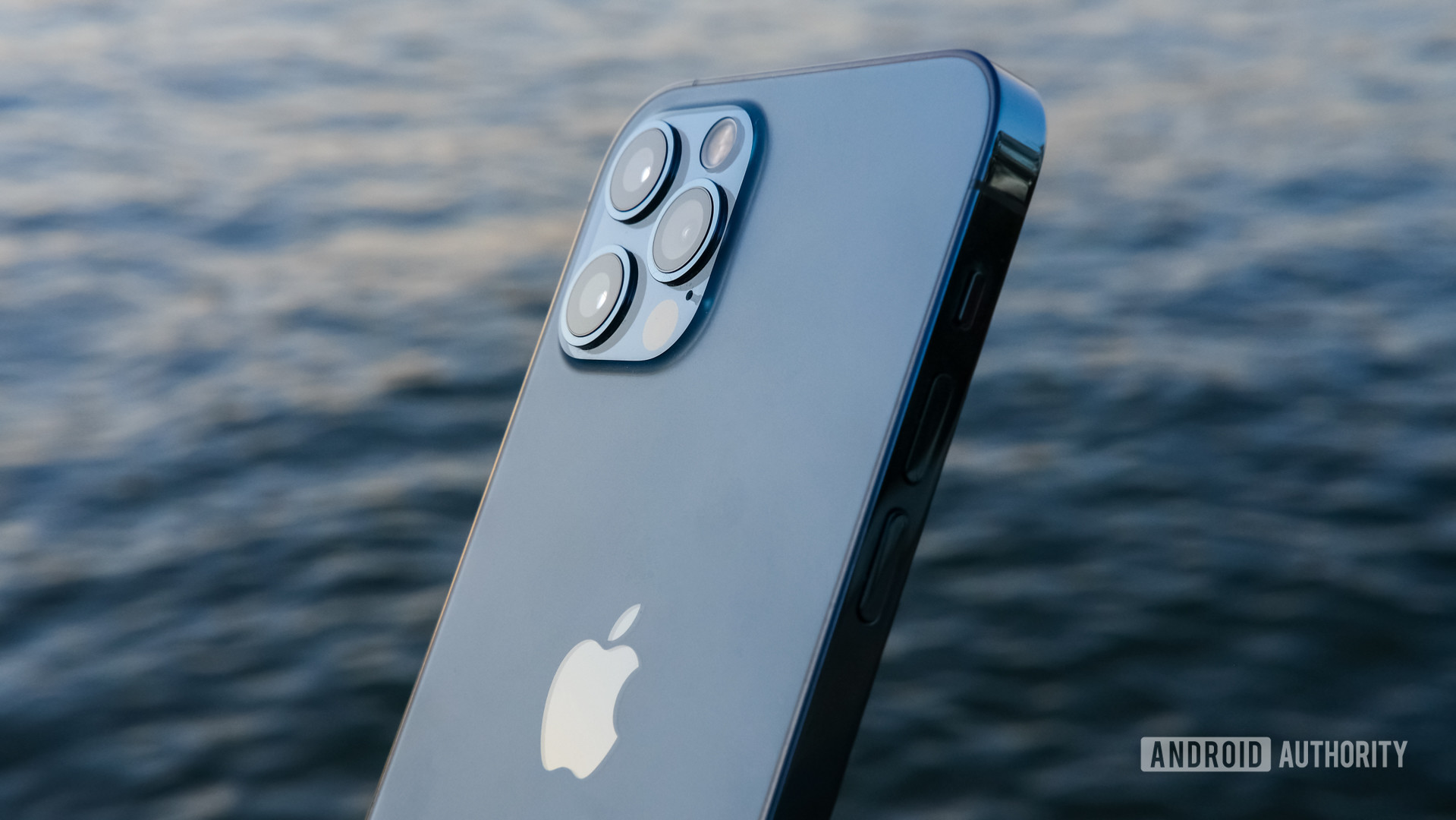 iPhone-12-Pro-back-of-phone-against-water-3.jpg
