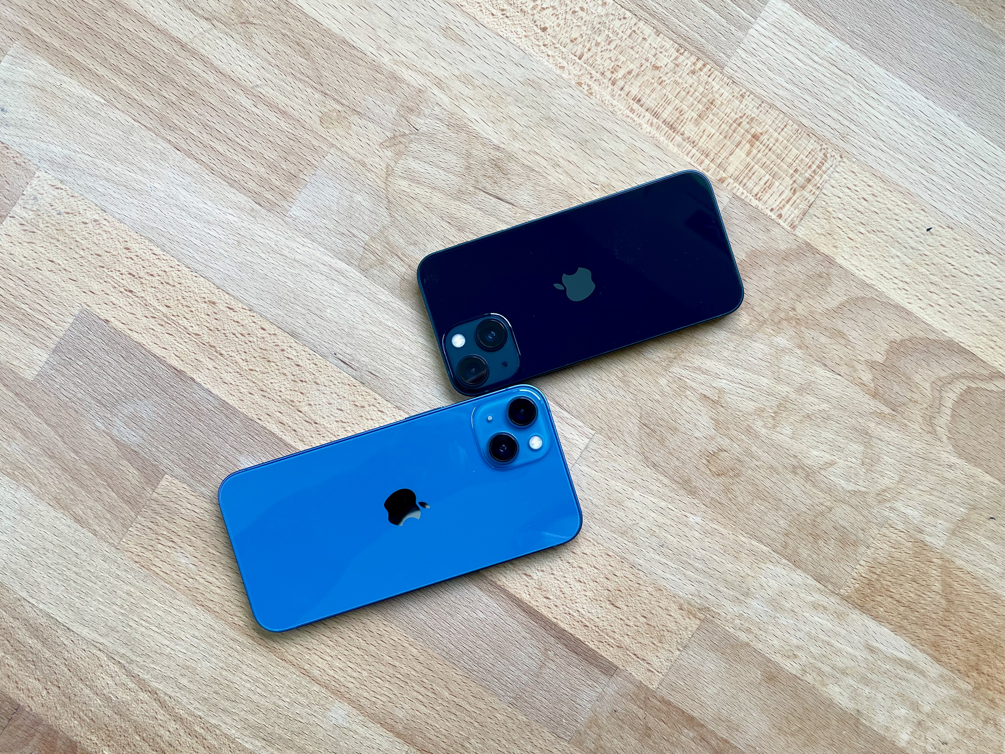 electronics,mobile phone,phone,iphone