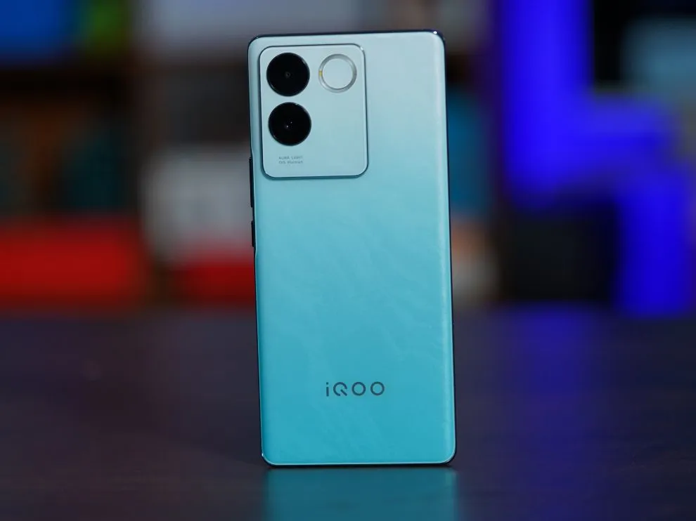iqoo-z7-pro-5g-2-2638e261d3.webp