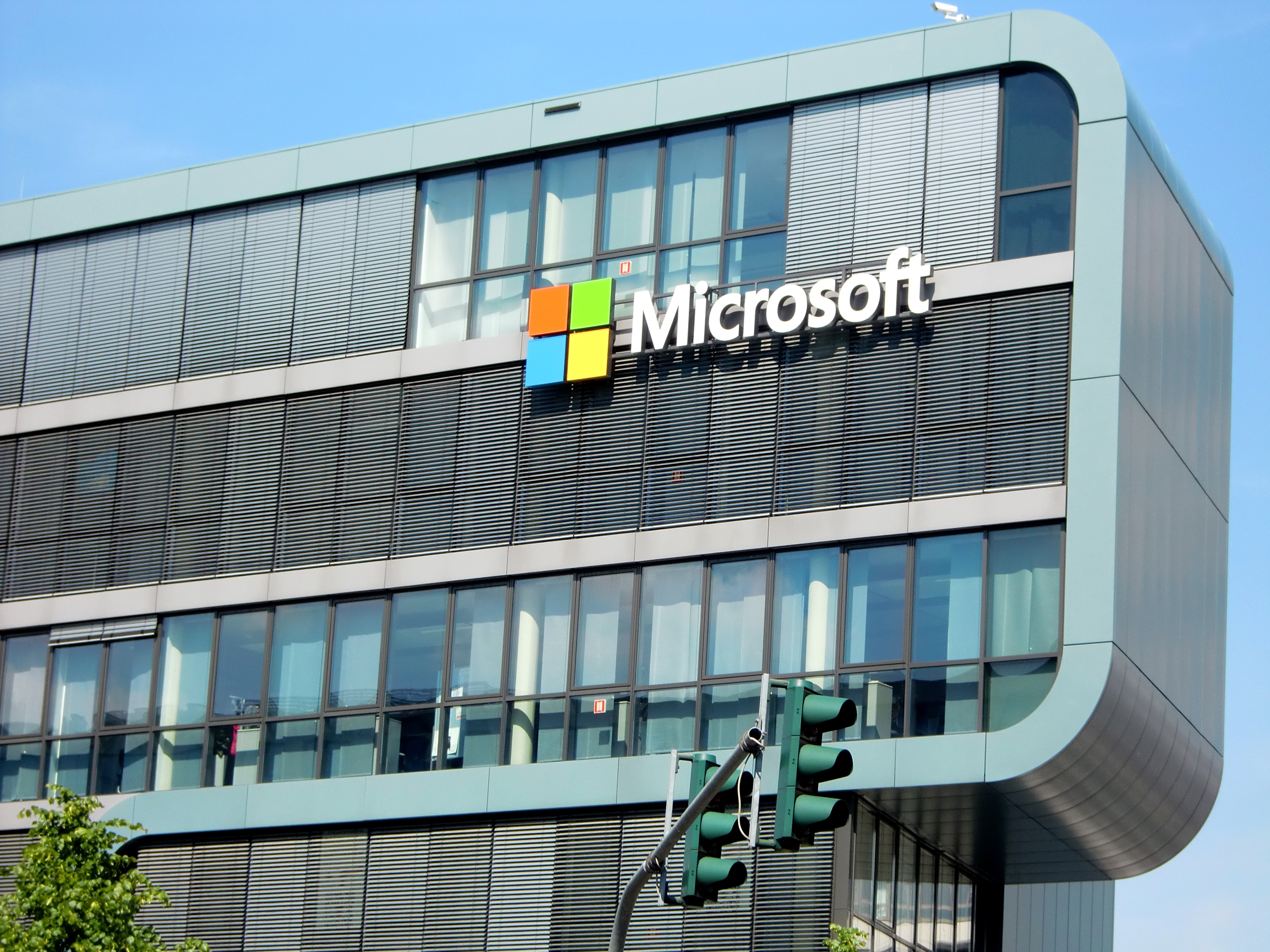 Microsoft_buildings_EU.jpg