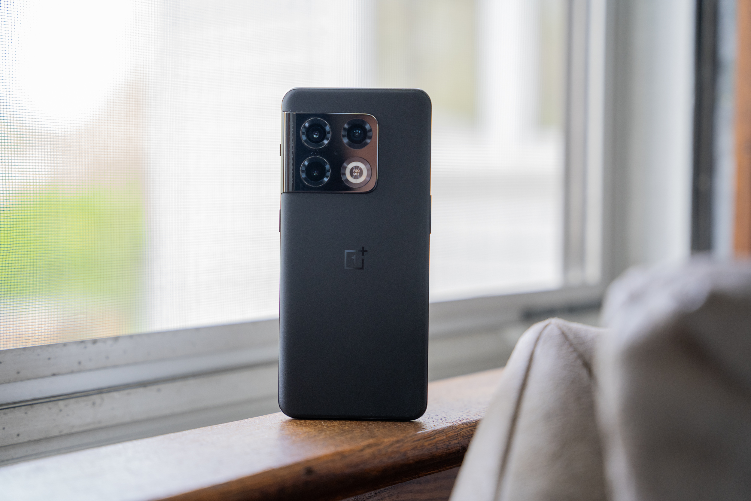 electronics,phone,mobile phone,speaker,window