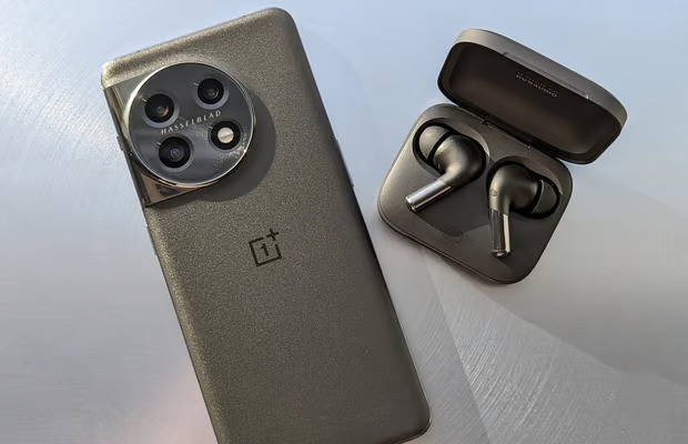 oneplus-11-en-oneplus-buds-pro-2.jpg