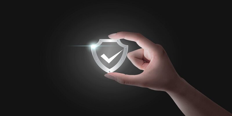 symbol,light,logo,body part,hand,person,glass