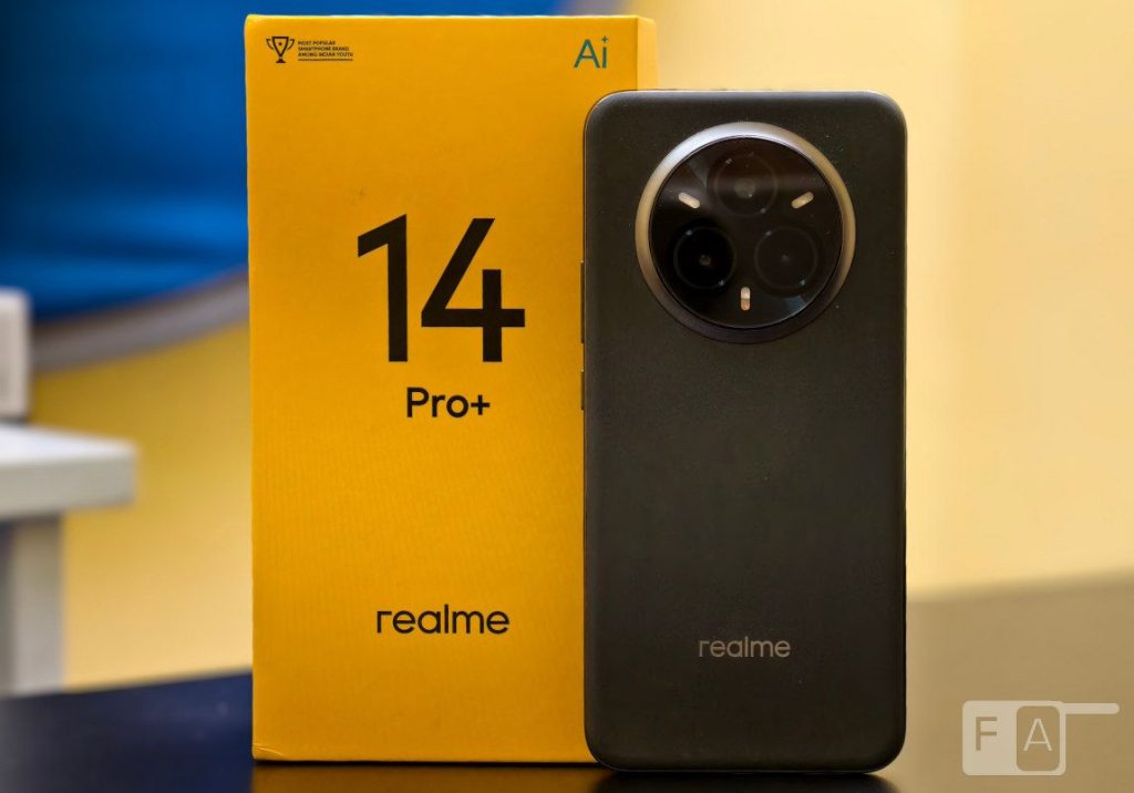 realme-14-Pro-5G-Review-Design-Display-Cameras-Build-Quality-6.jpg