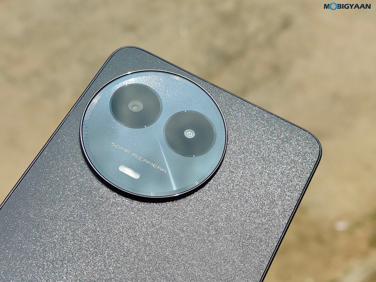 realme-narzo-60x-5G-Review-Design-Display-Cameras-Build-Quality-1.jpg