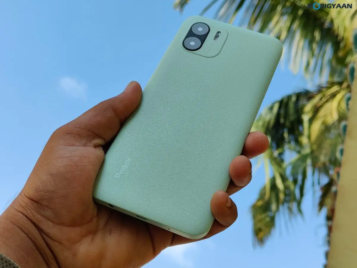 Redmi-A1-Review-Design-Display-Build-Quality-12-1.webp