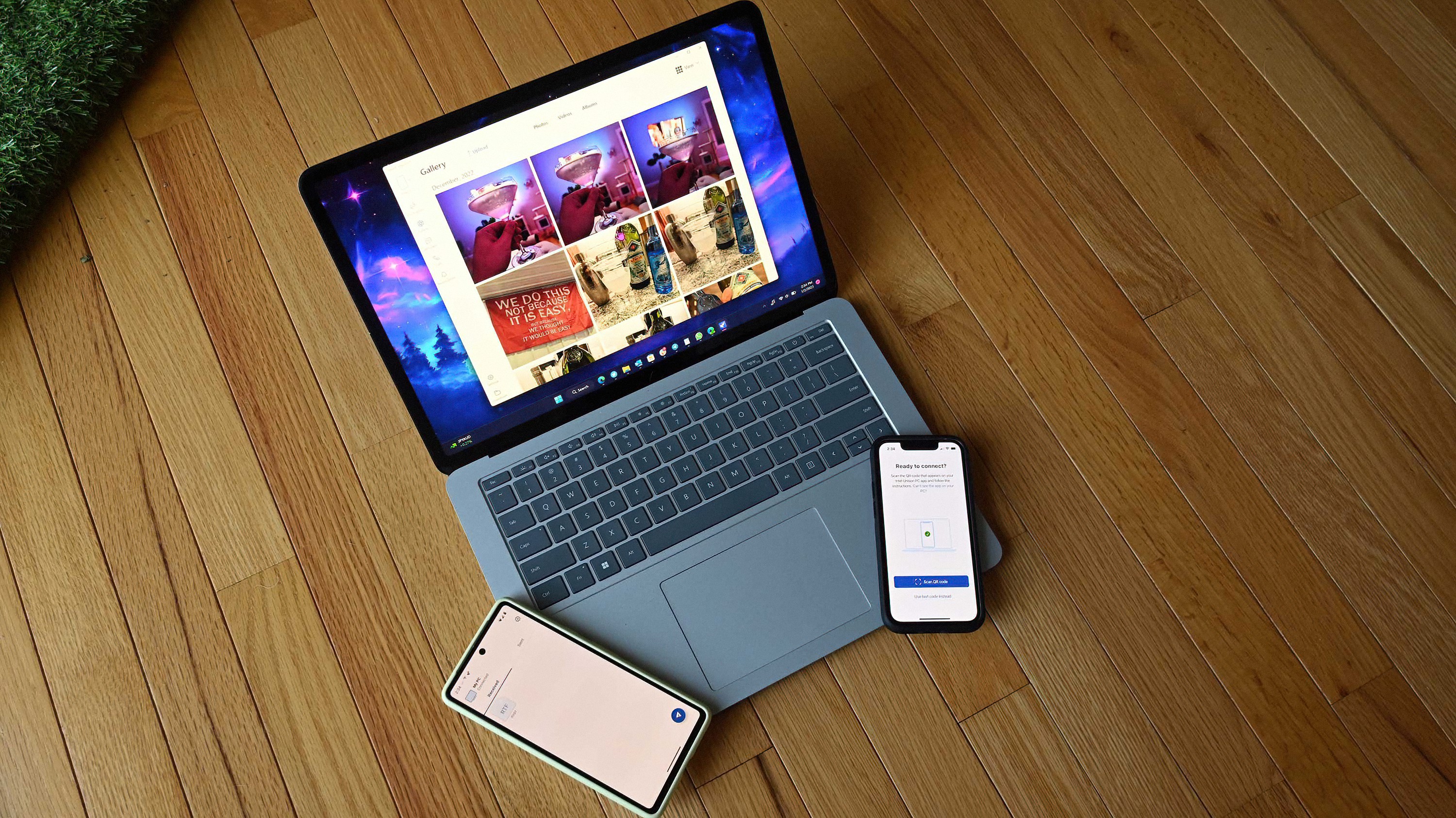 computer,electronics,laptop,pc,computer keyboard,phone,mobile phone,tablet computer,monitor,person