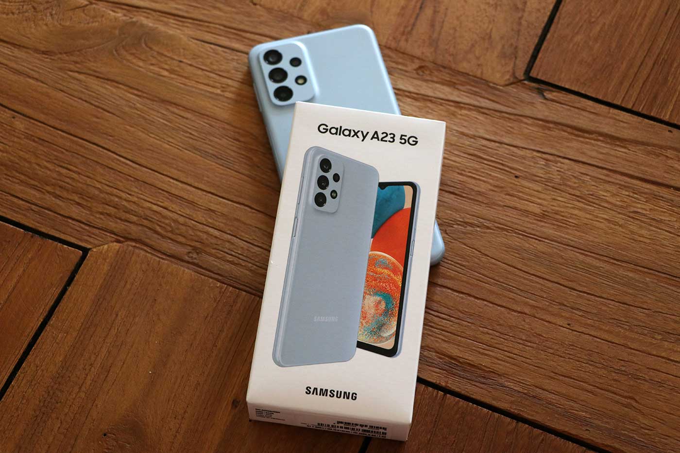 electronics,mobile phone,phone,remote control,computer hardware,hardware,monitor,screen