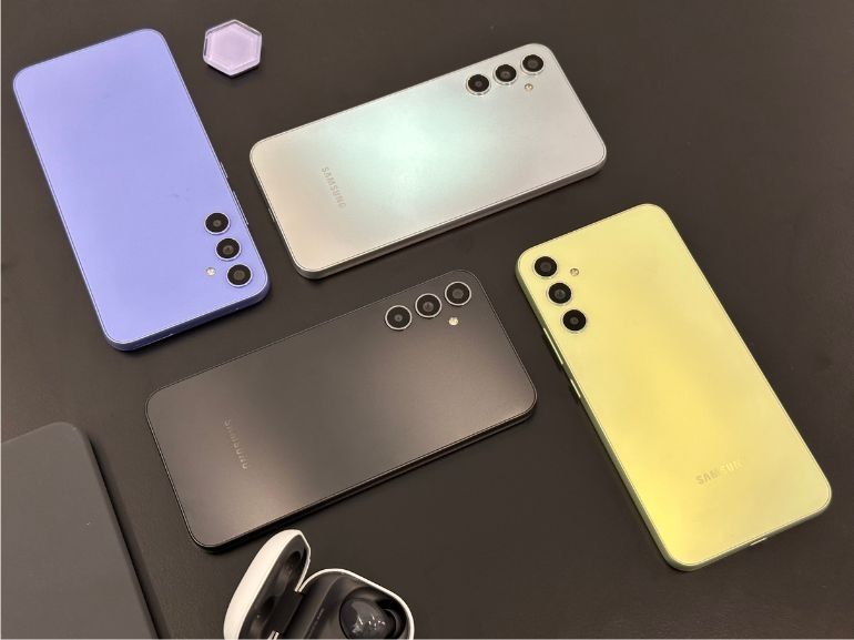 electronics,mobile phone,phone,iphone,credit card,text