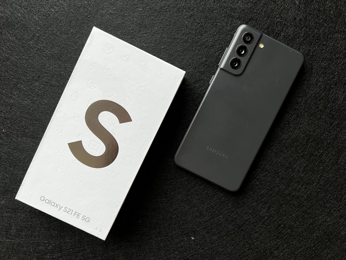 samsung-galaxy-s21-fe-5g-review.jpg