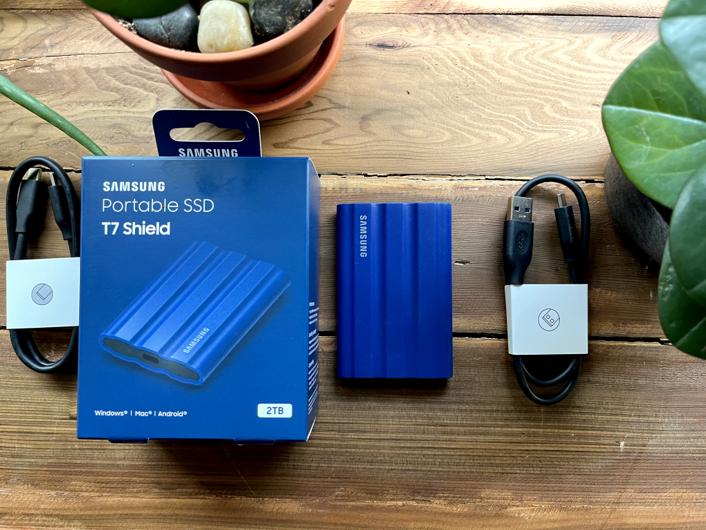 Samsung-T7-Shield-new-portable-SSD-01.webp
