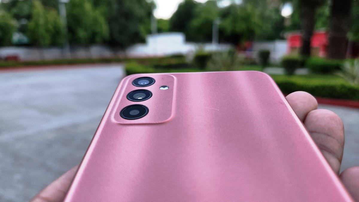 electronics,mobile phone,phone,iphone