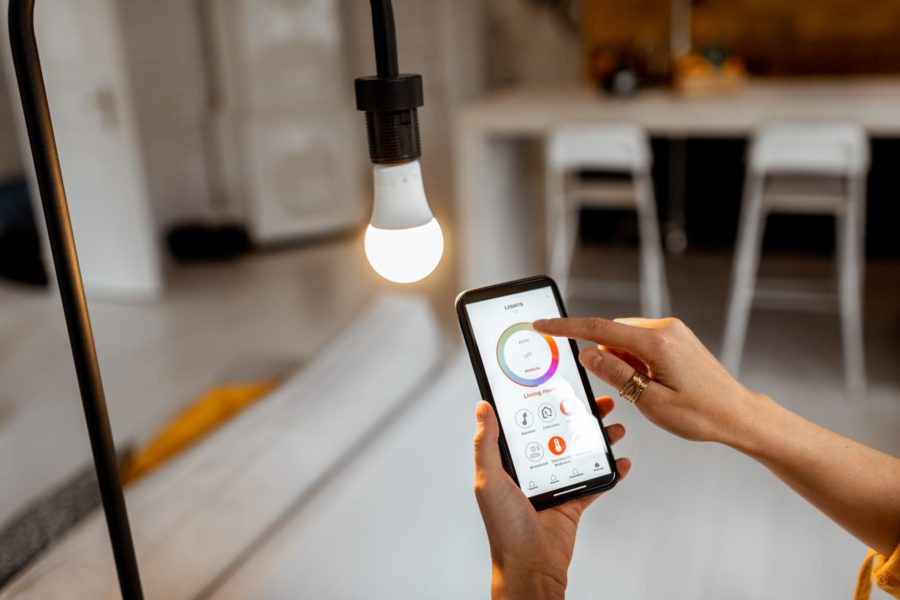 smart-bulbs-edit-900x600.jpg