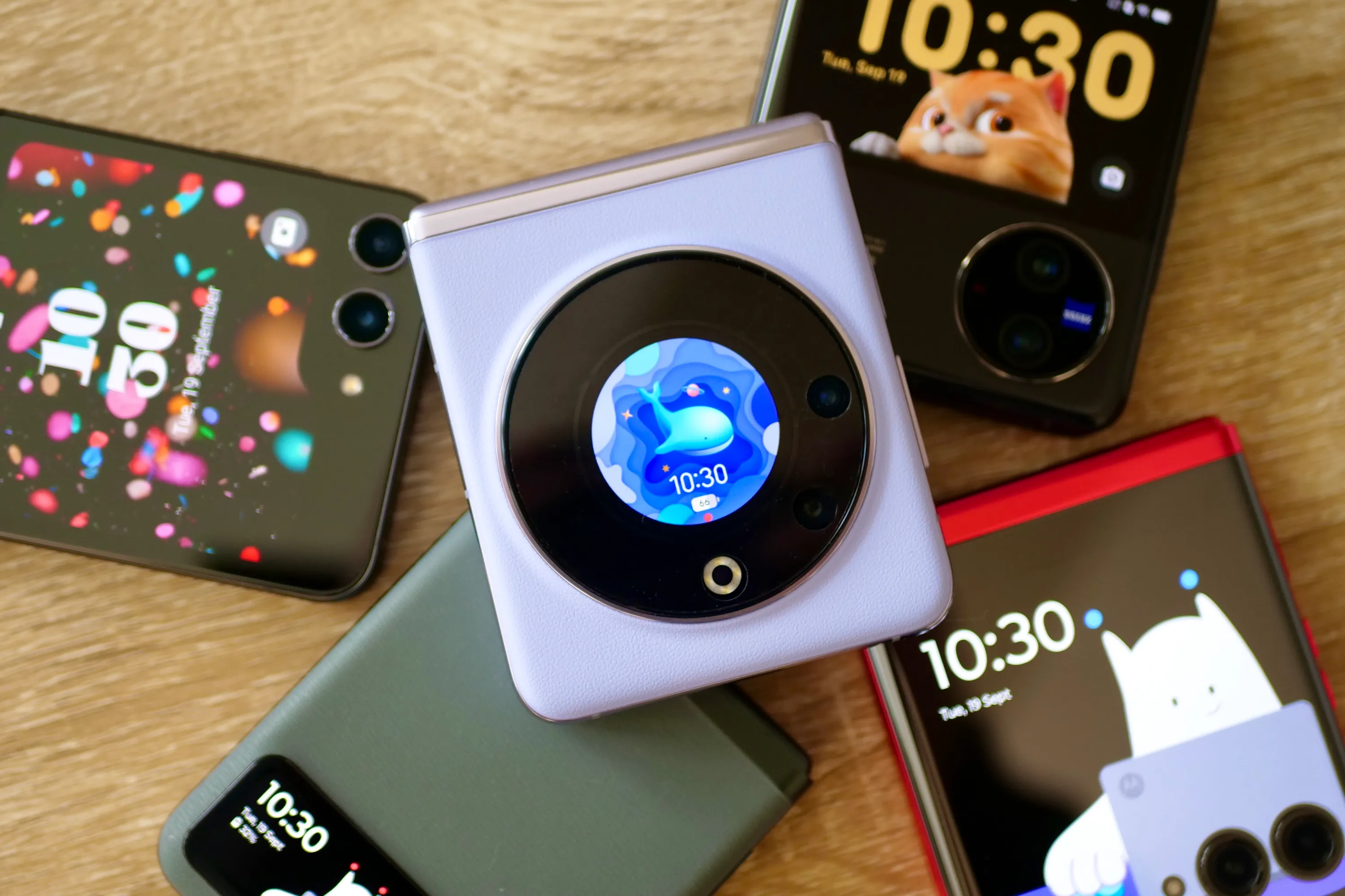 tecno-phantom-v-flip-other-flips (1).webp