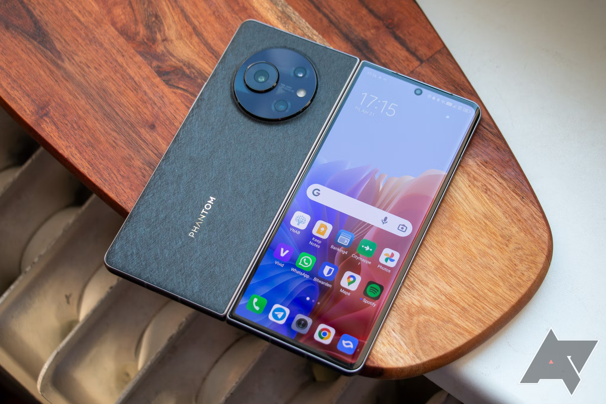 electronics,mobile phone,phone,iphone,credit card,text