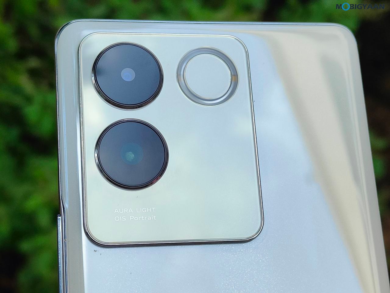 vivo-T2-Pro-5G-Review-Design-Display-Cameras-Build-Quality-7.jpg