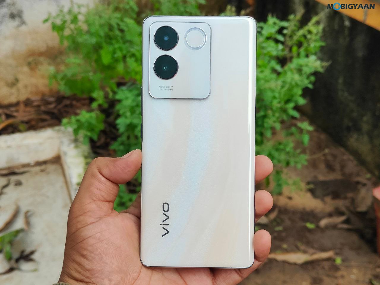 vivo-T2-Pro-5G-Review-Design-Display-Cameras-Build-Quality-9.jpg