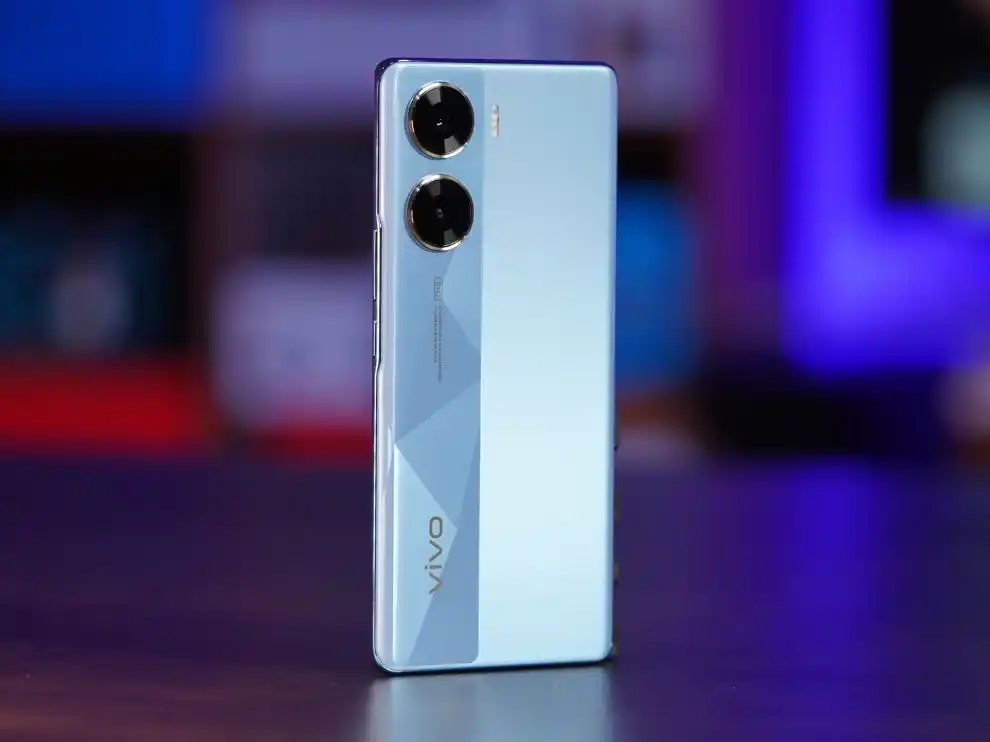 iphone11-review.webp