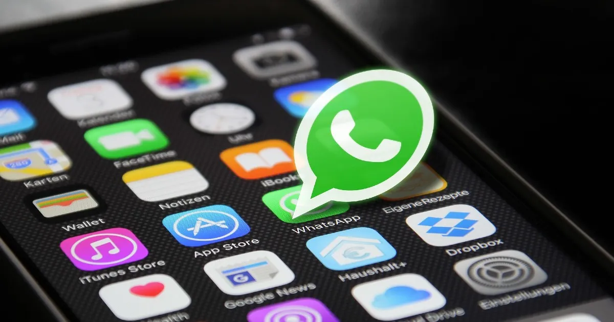 WhatsApp-logo-phone.webp