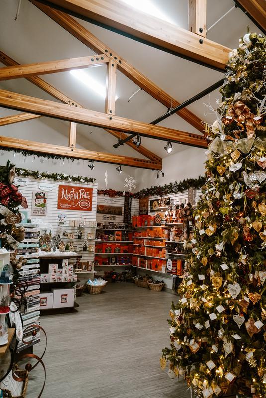 Santas,cottage,alaska